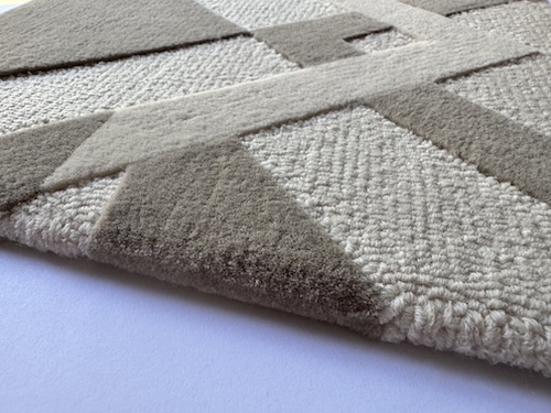 Mira – cut & loop – angle